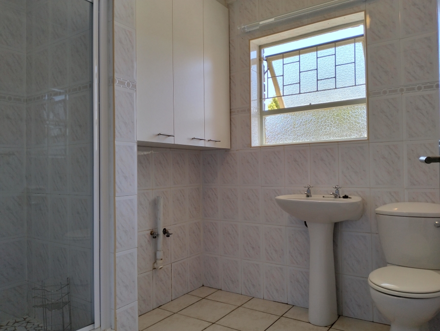 To Let 3 Bedroom Property for Rent in C Place Eastern Cape